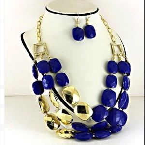 Golden Blue Queen Necklace